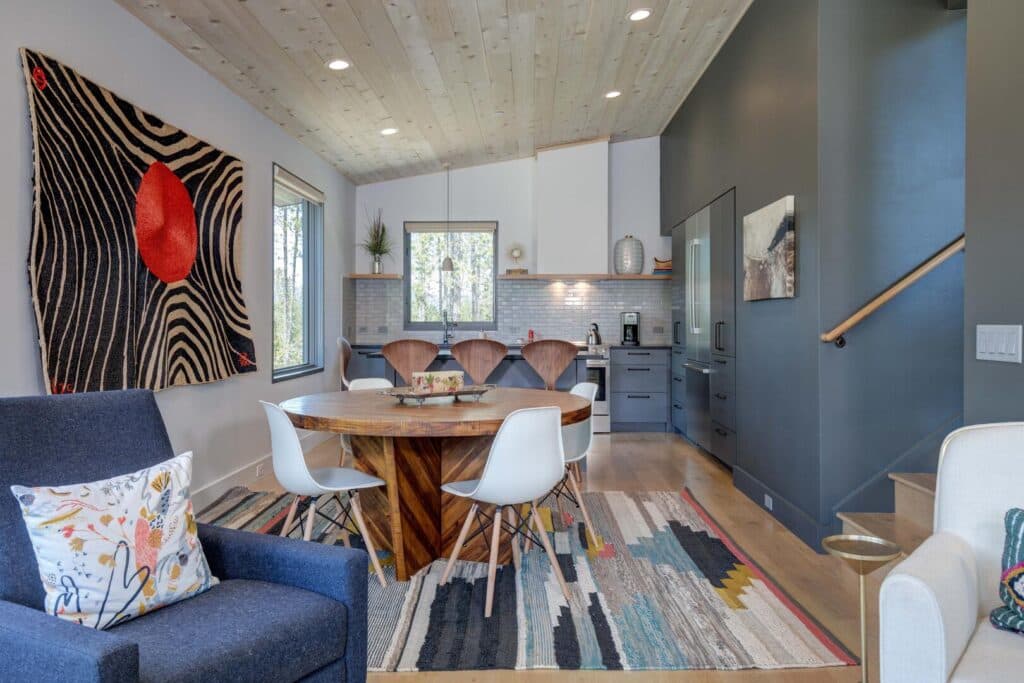 Lake Cabin #12 - Image 5