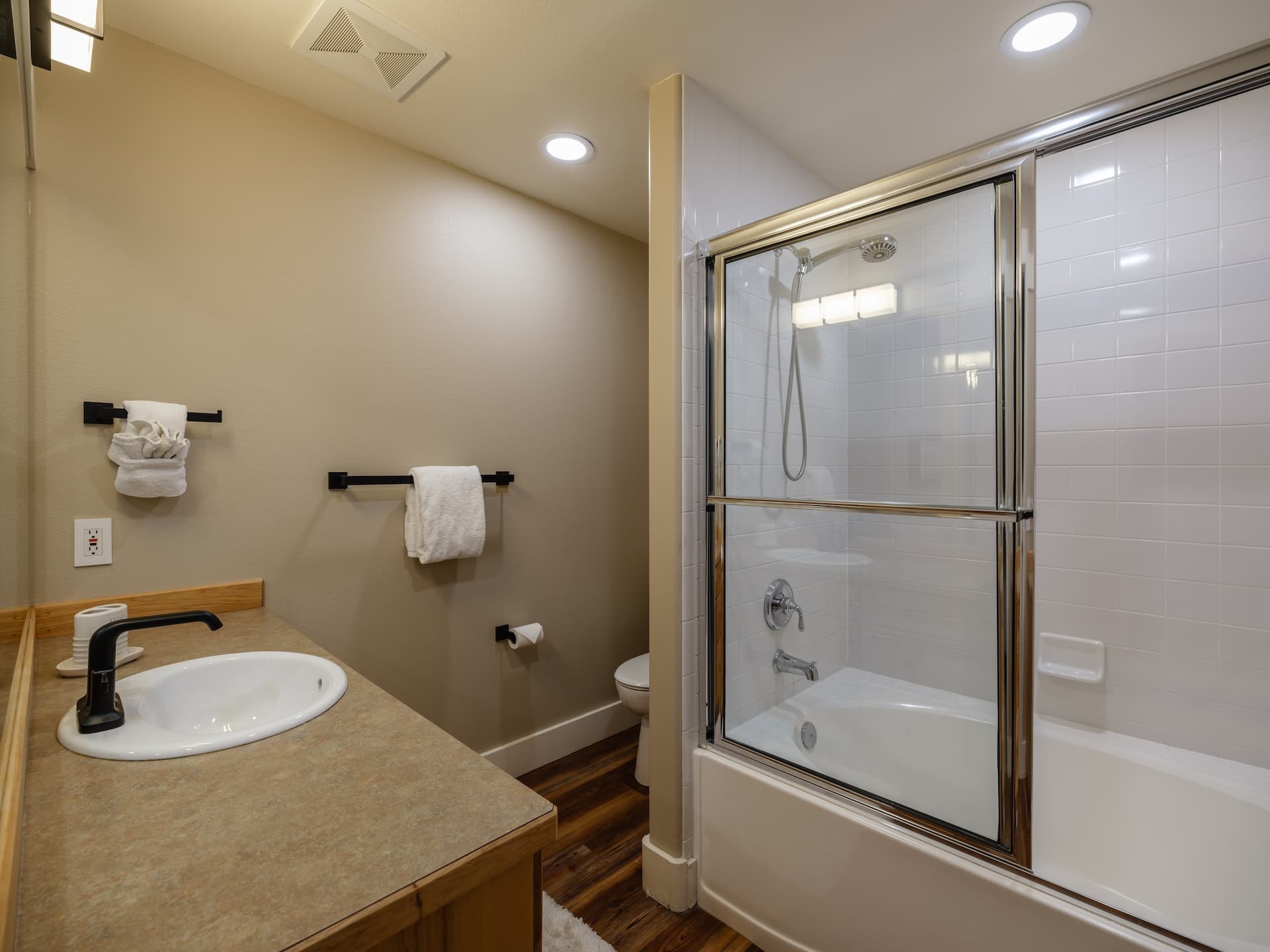 Saddle Ridge Townhome #J1 - Image 23