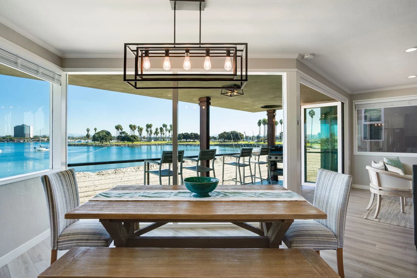 Bayside Beauty Home - Image 4