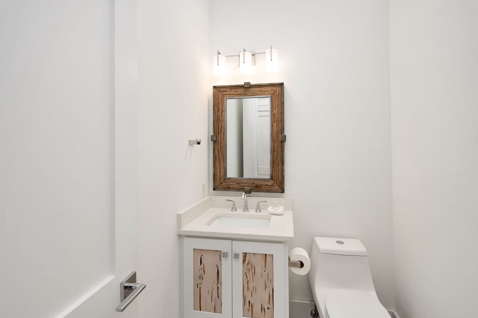 Oz by The Sea - Image 37