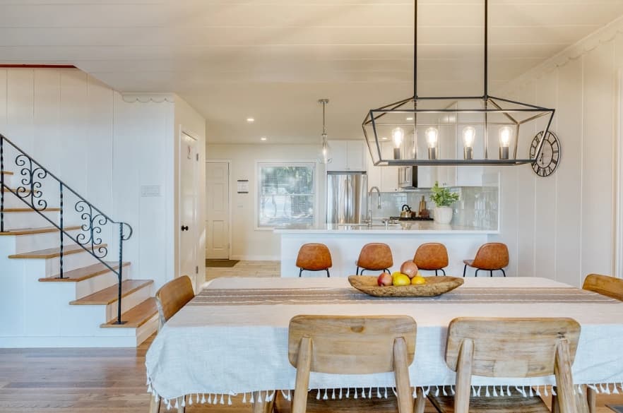 West Shore Lake House - Image 10