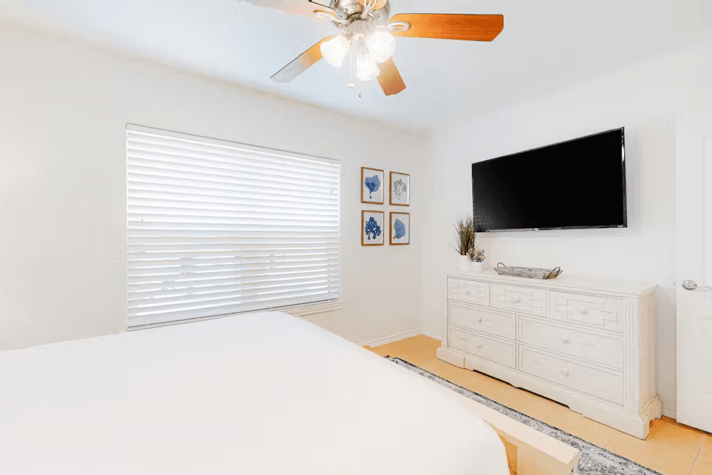 Star Beachside Condo #105 - Image 8