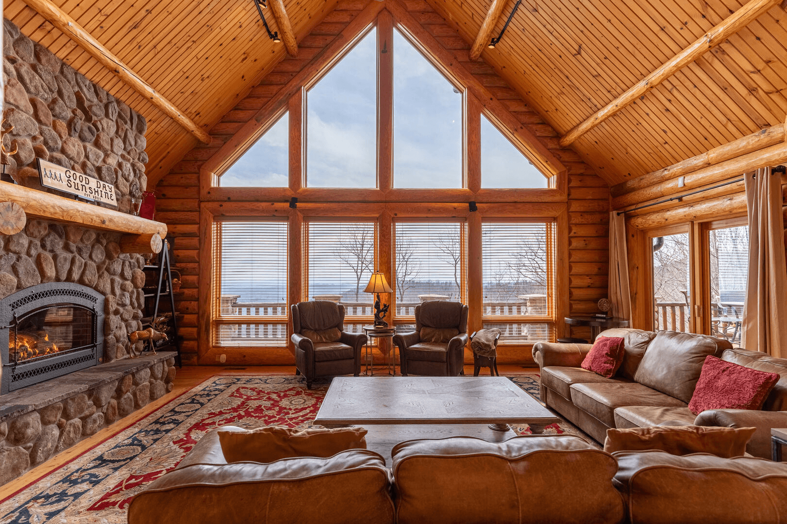 Good Day House - Image 7