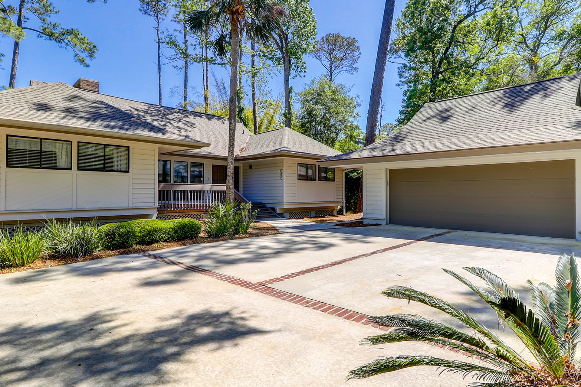 Sunny Daze - Image 31