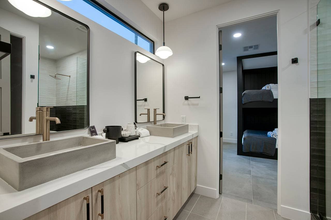 Old Town Osborn - Image 15