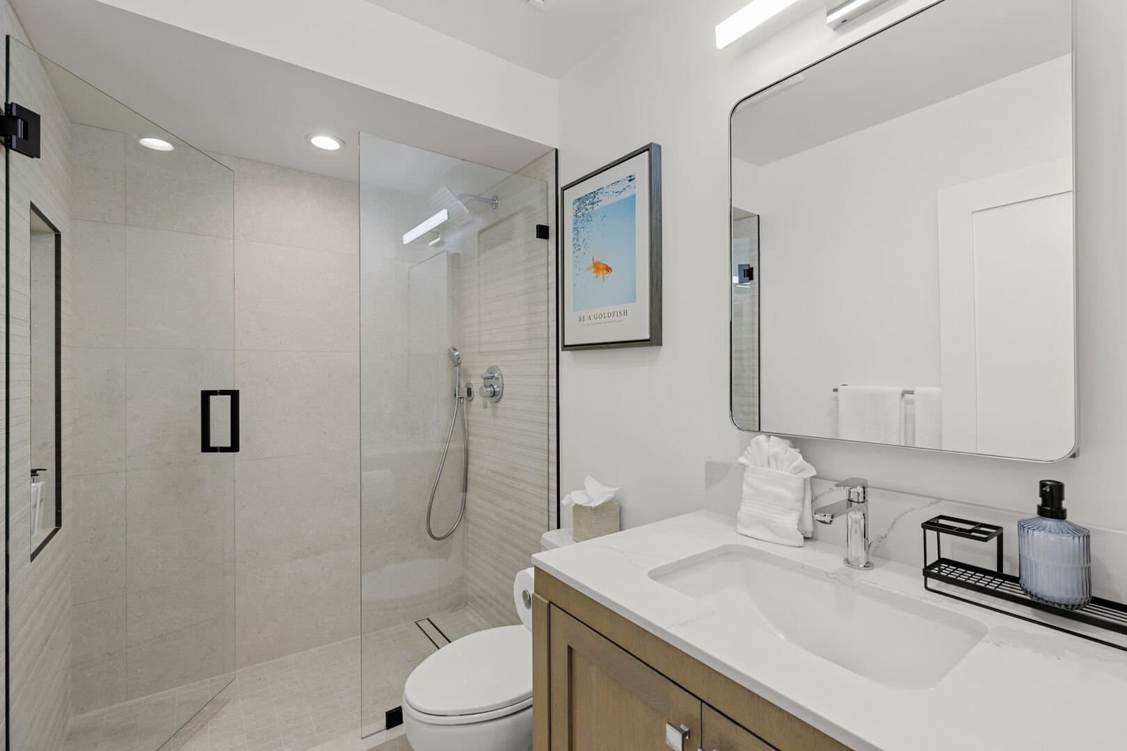 Modern Beach Vibes (Lower) - Image 16