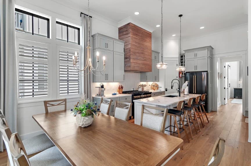 Resorting To Happiness - Image 5