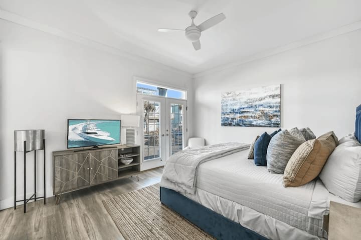 All Decked Out - Image 7