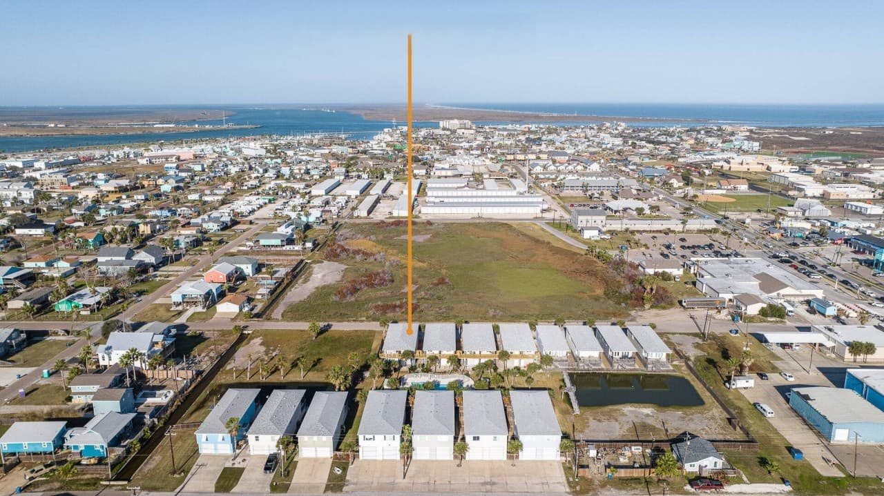 Wave on Wave Place - Image 3