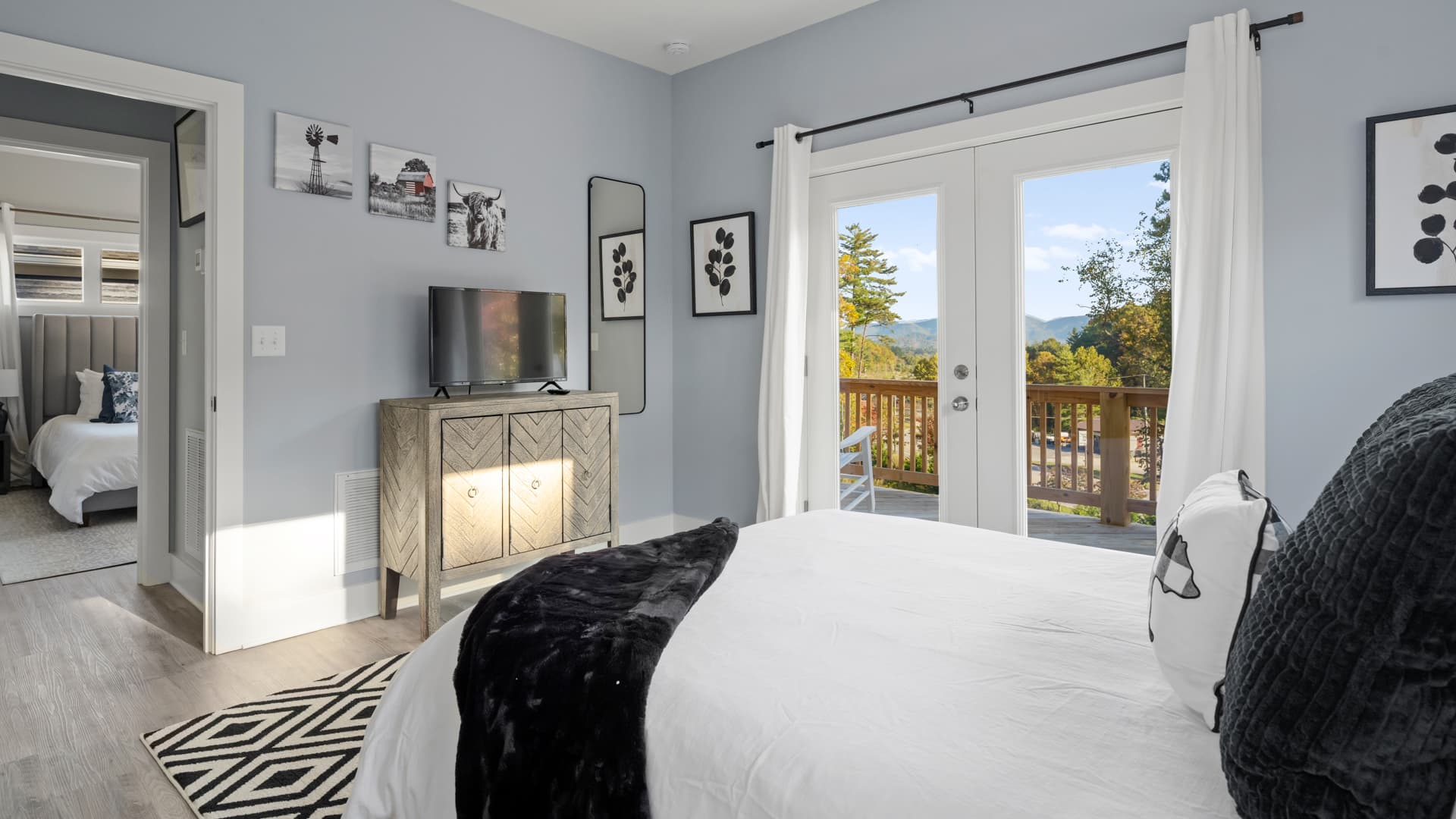 Frazier Home - Image 9