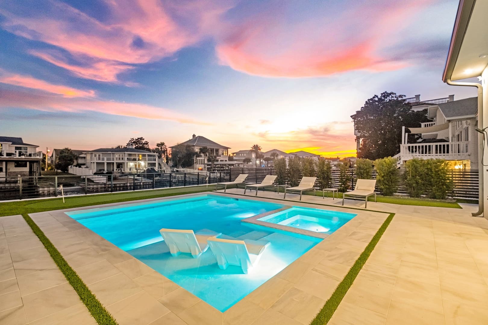 Isle Be Back - Image 44