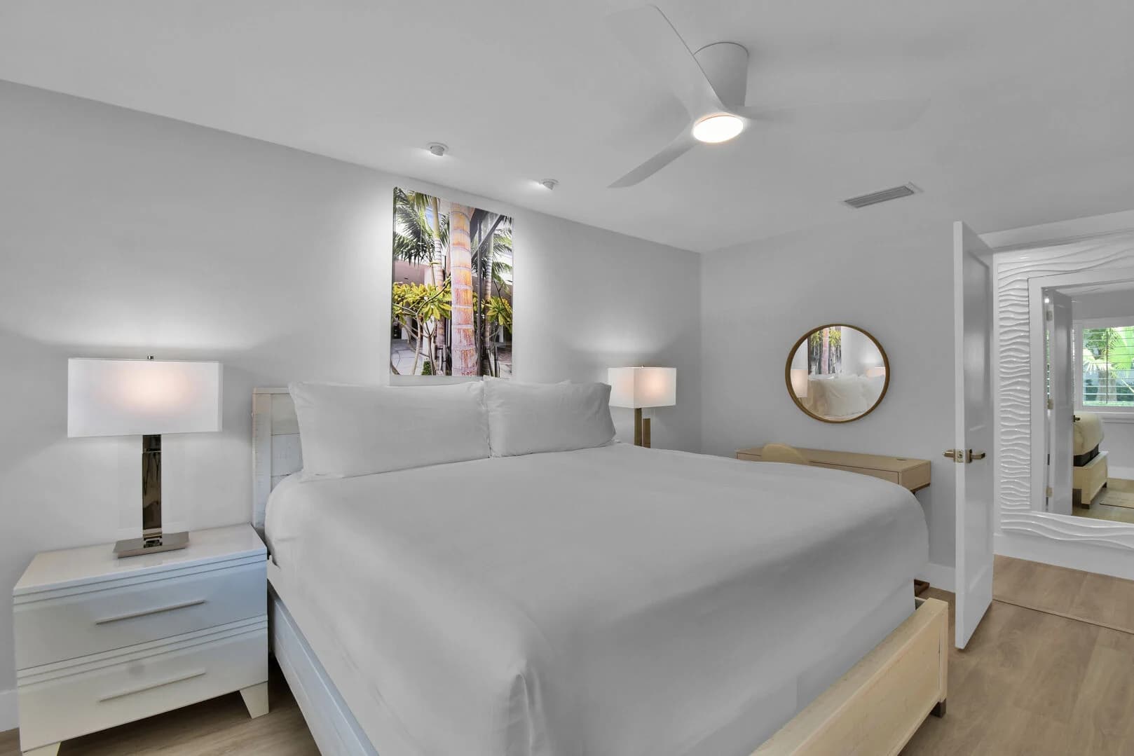 Palms and Playhouse - Image 18