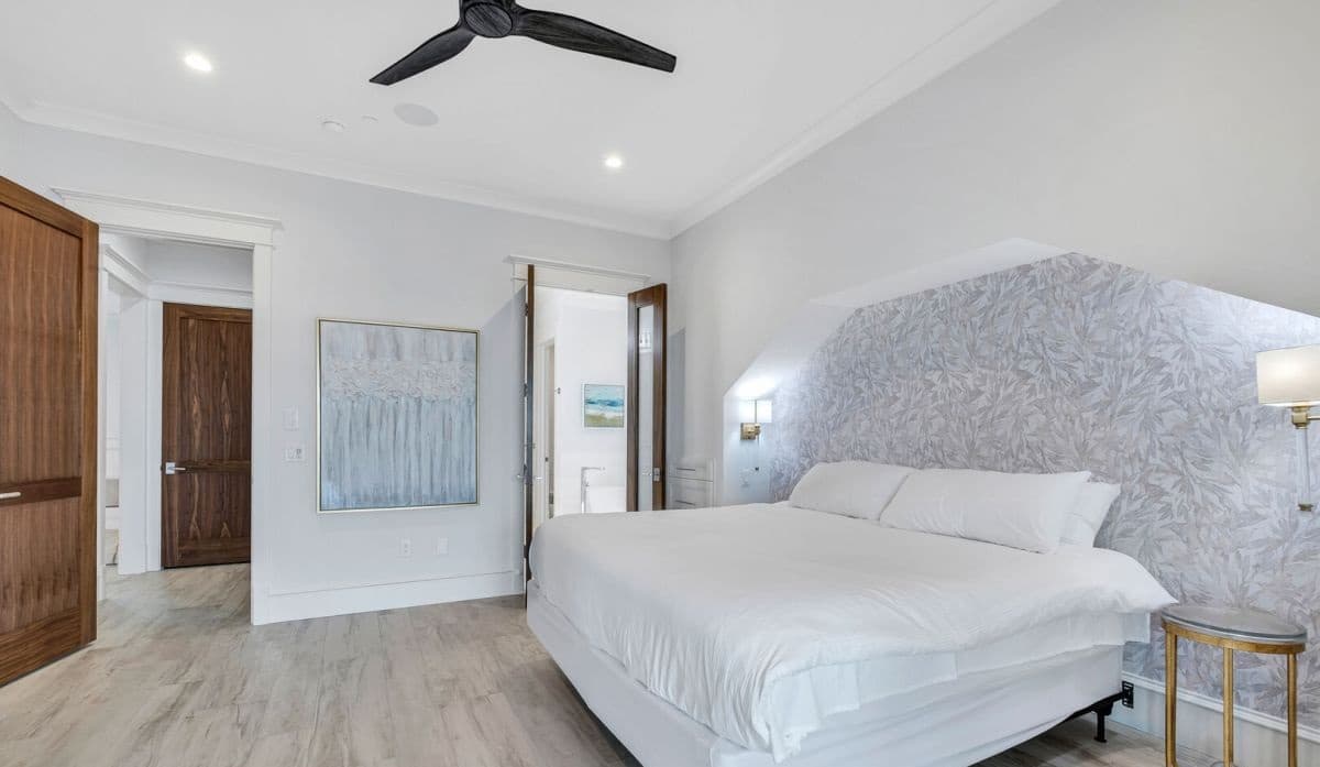 Sapphire Shores - Image 67