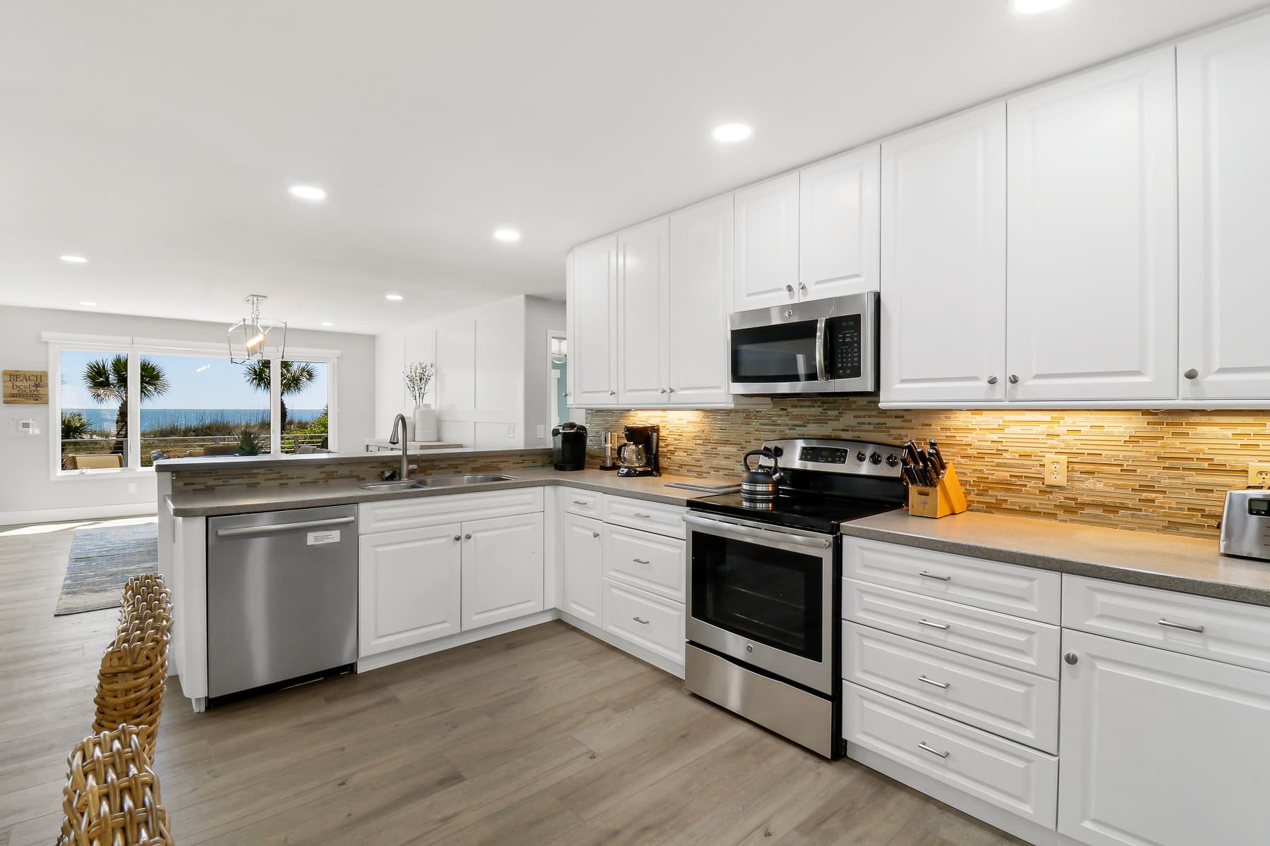 Ketch Hideaway - Image 11