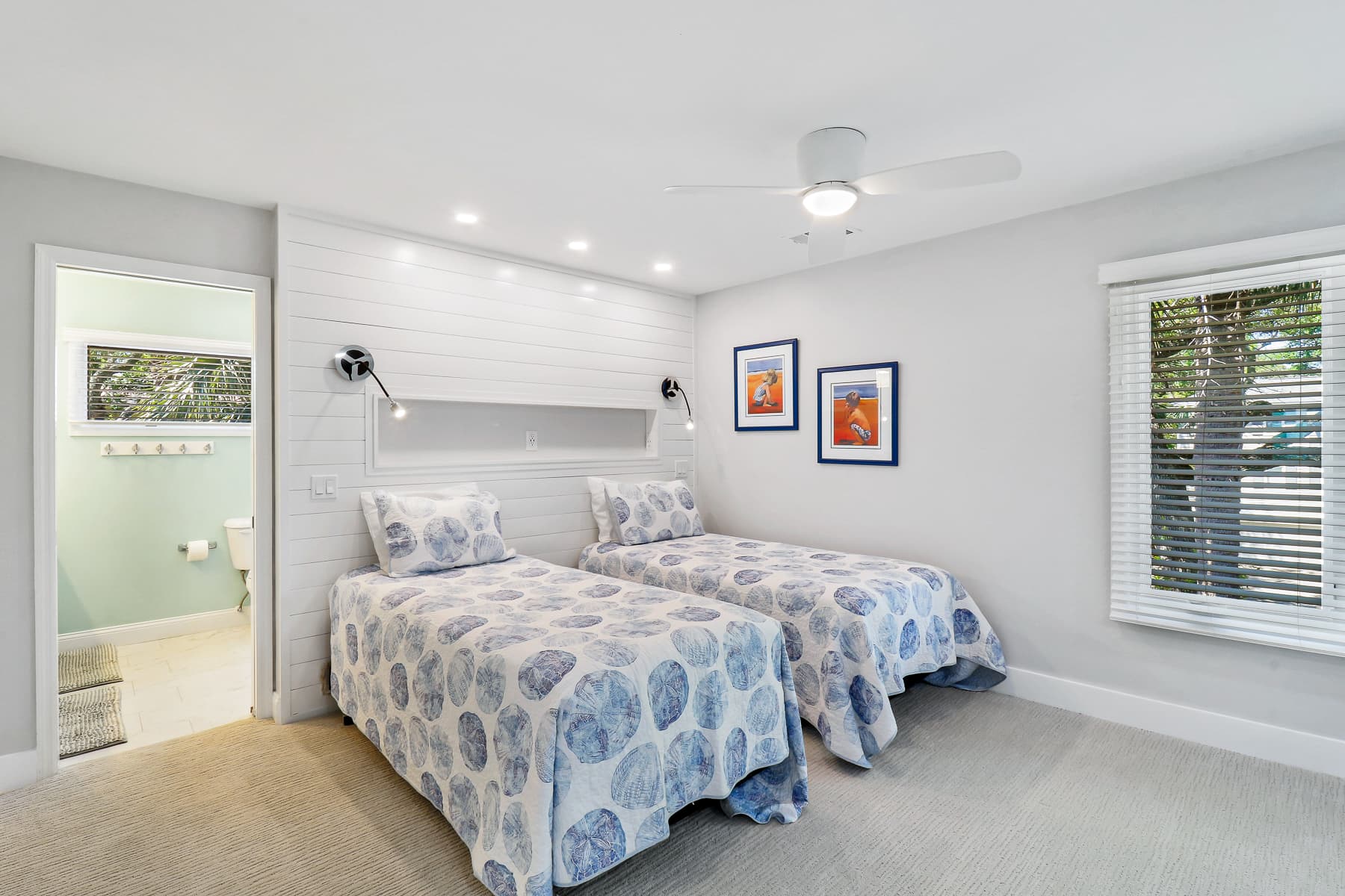 Ketch Hideaway - Image 33