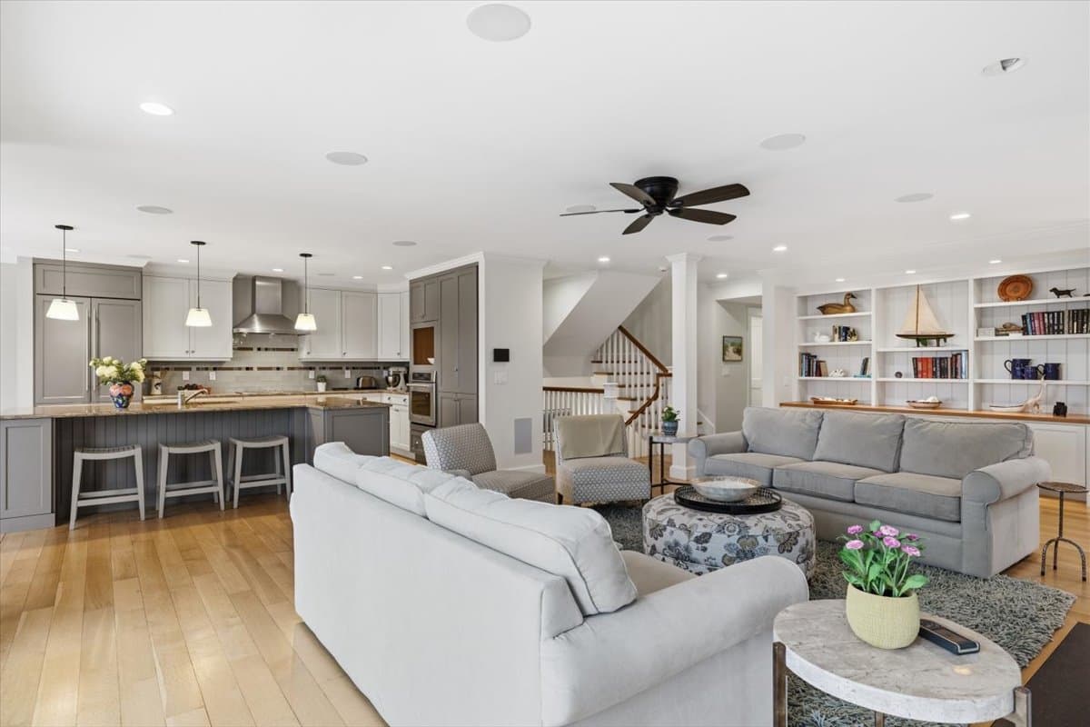 Julien Estate - Image 6