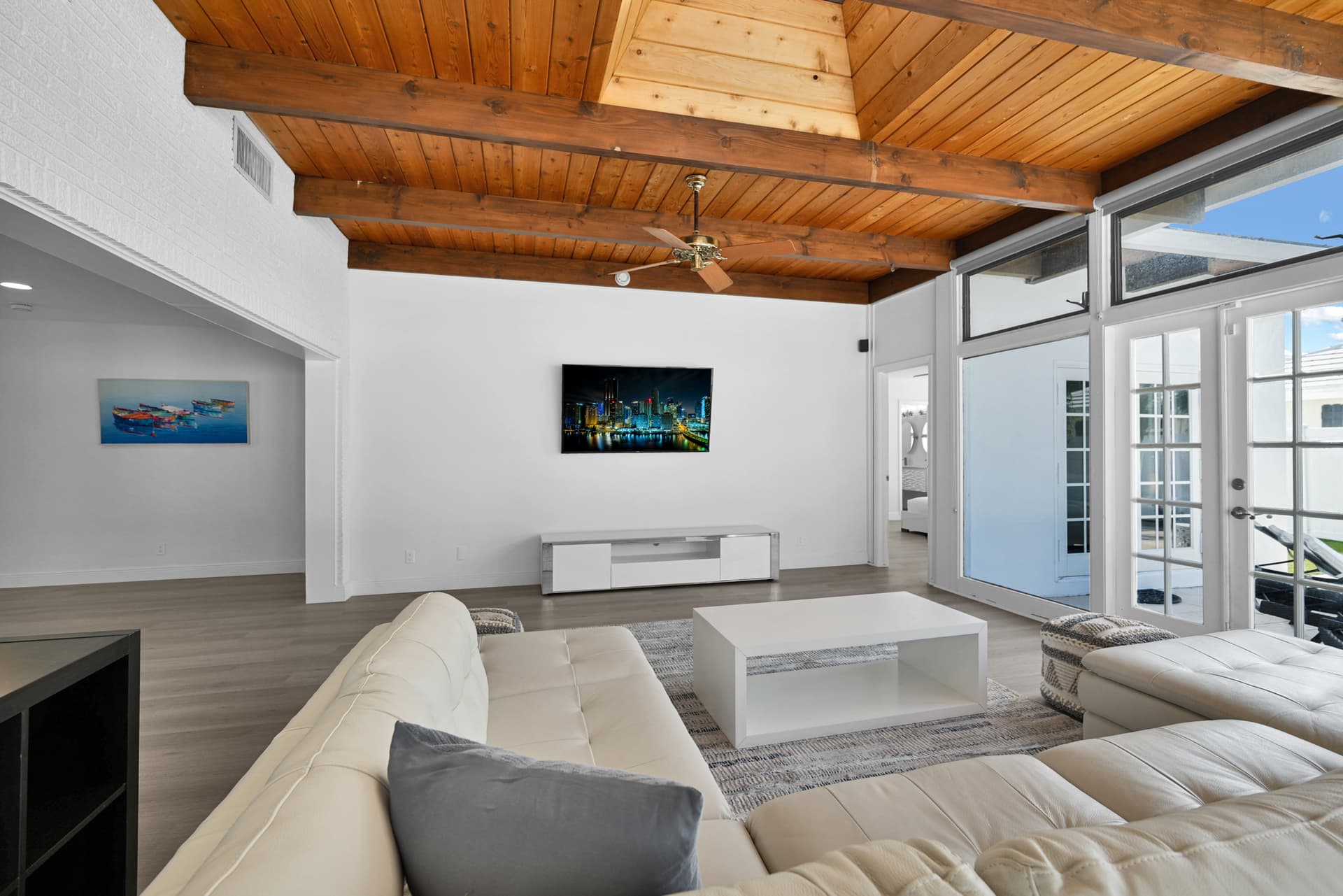 Rodman House - Image 6