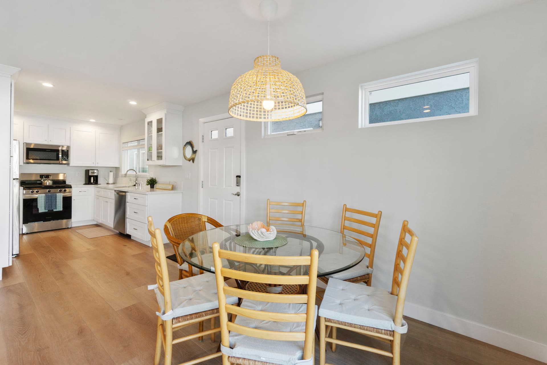 Coastal Breeze Getaway - Image 5