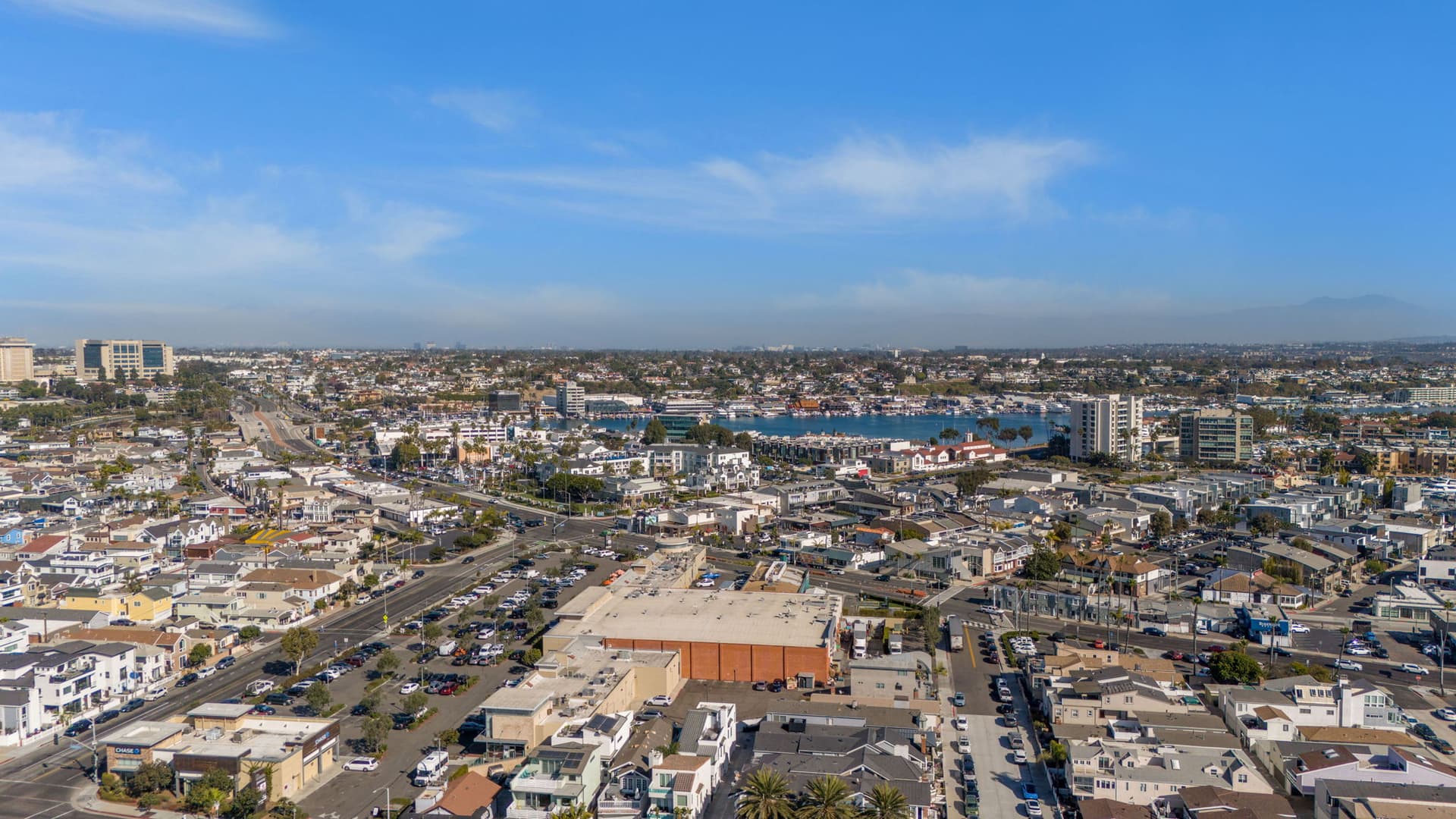 Coastal Breeze Getaway - Image 15