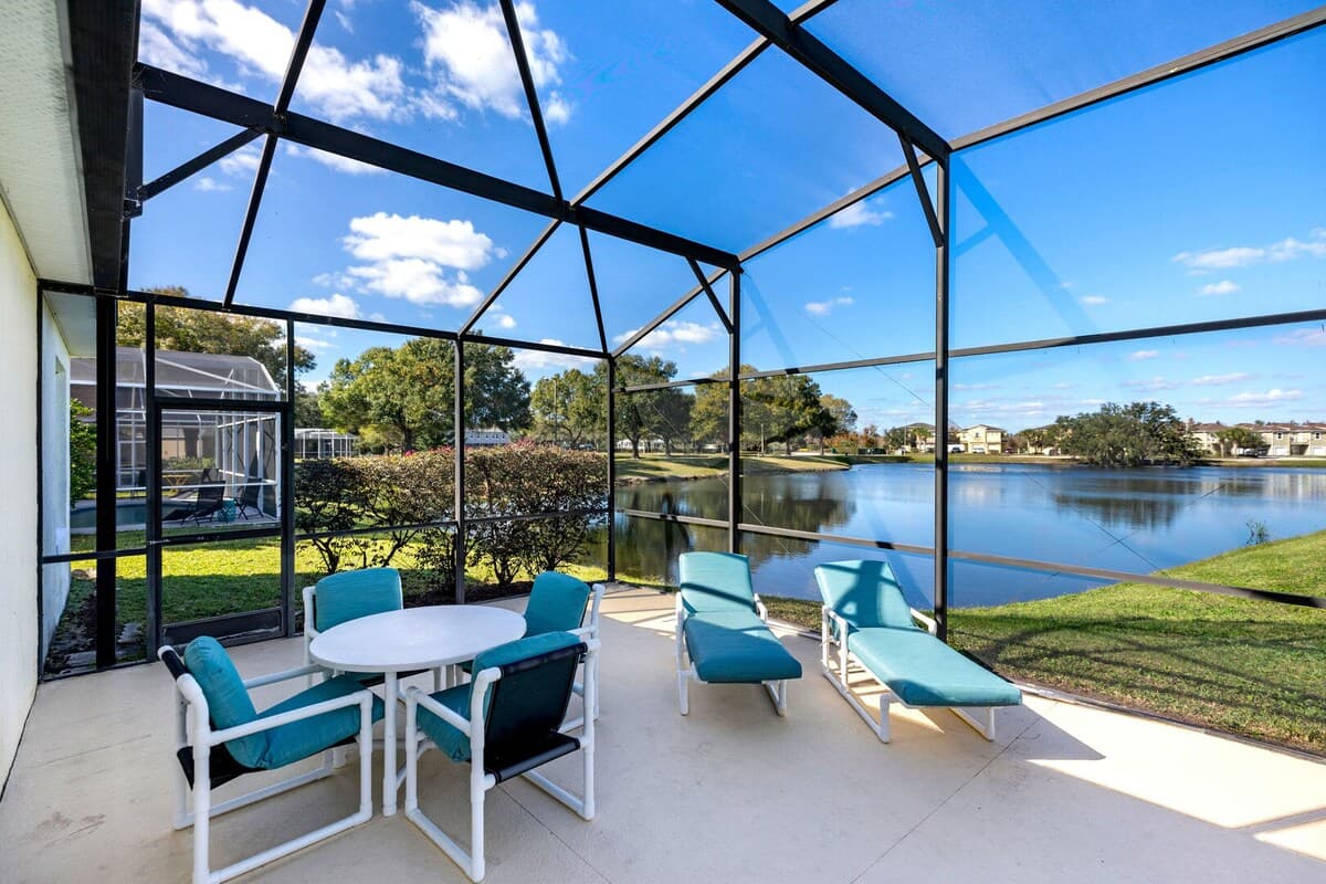 Hills Bay Retreat - Image 2