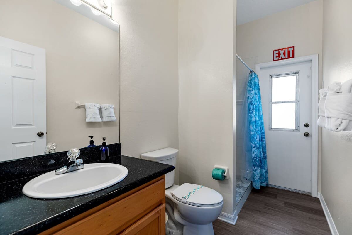 Hills Bay Retreat - Image 26