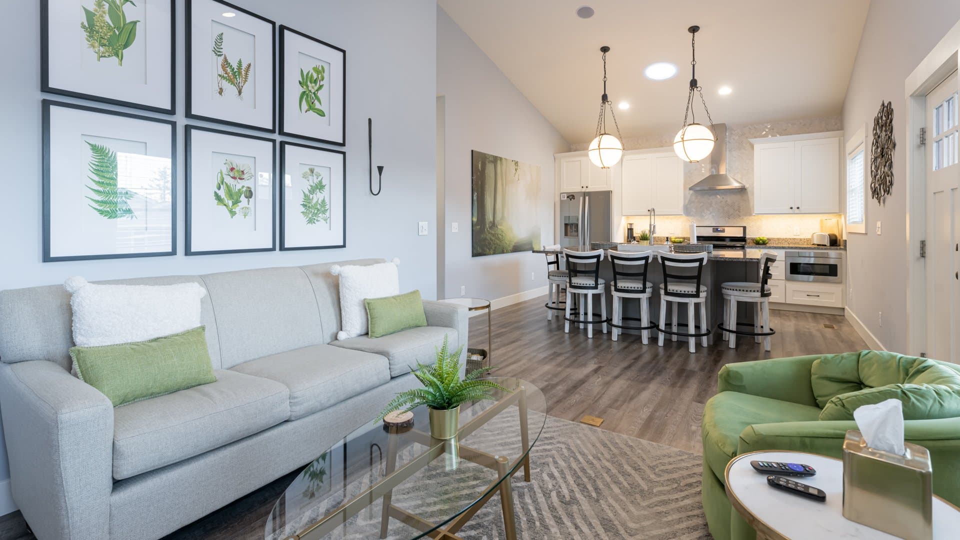 Asheville Getaway - Image 4