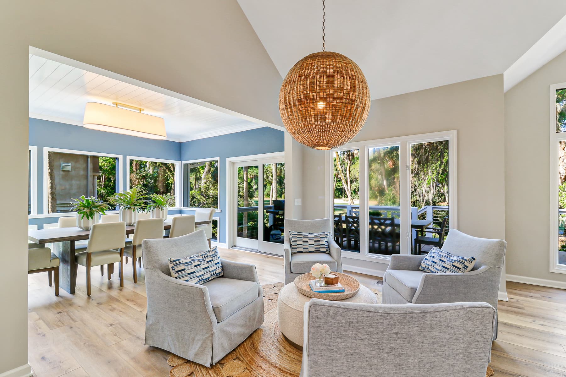 Sea Lane Retreat - Image 6