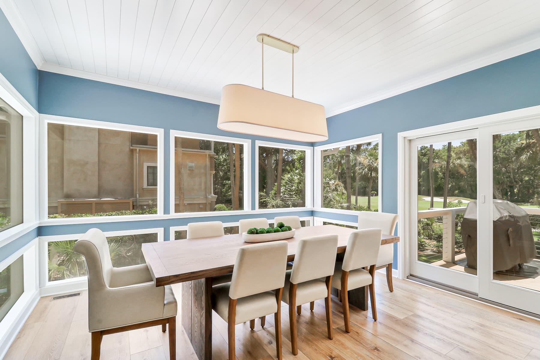 Sea Lane Retreat - Image 9