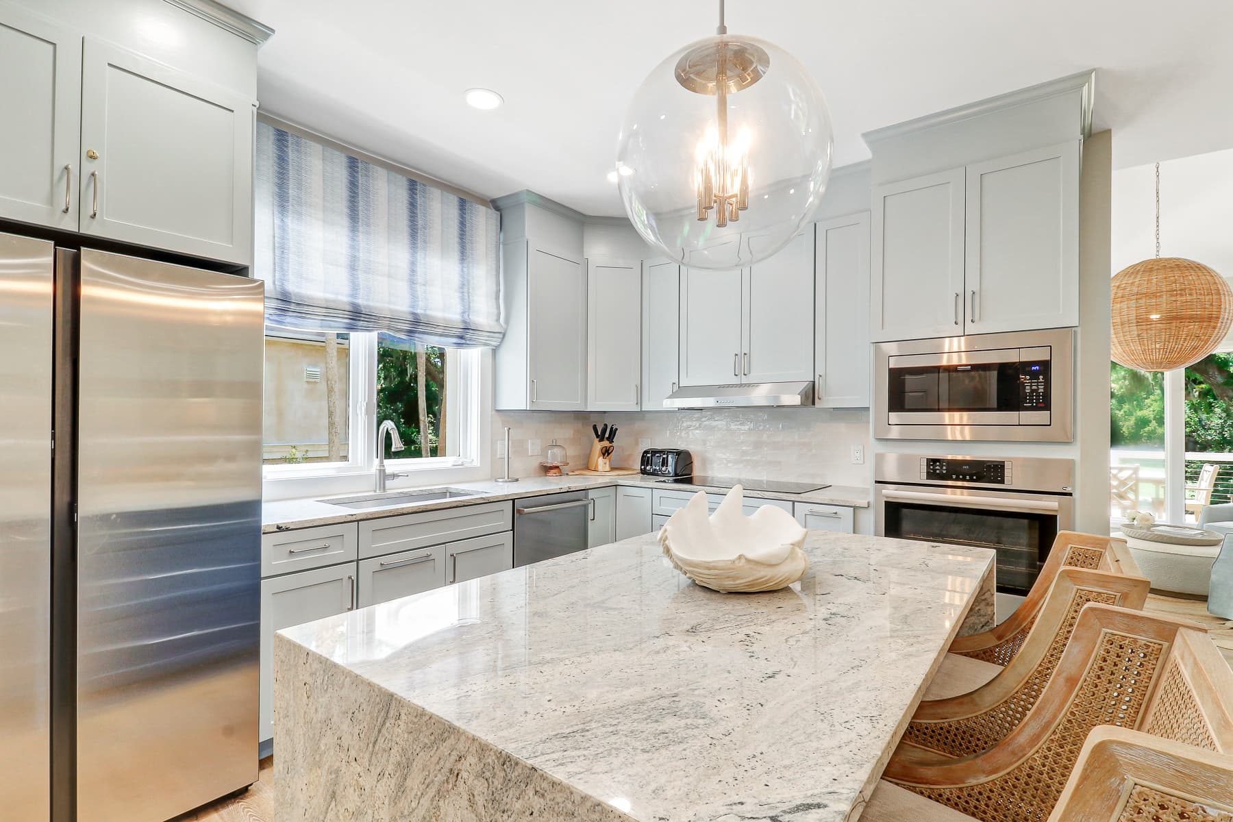 Sea Lane Retreat - Image 12