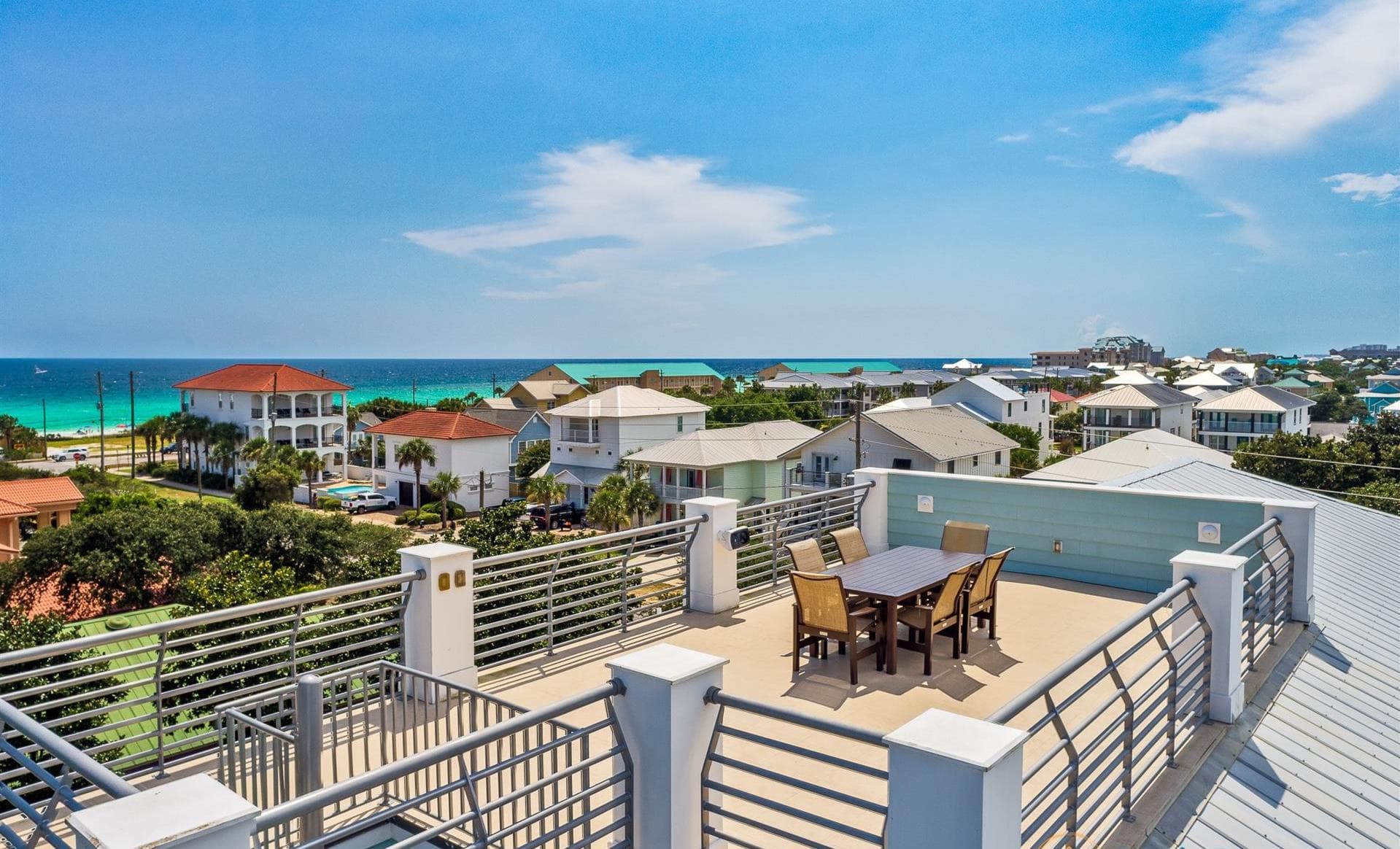 Life Aquatic Villa - Image 7