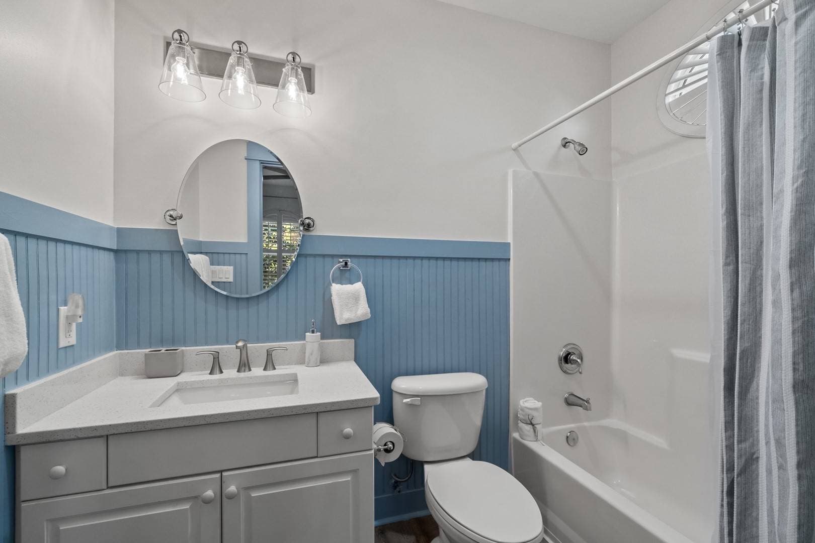 Sandy Buns - Image 25