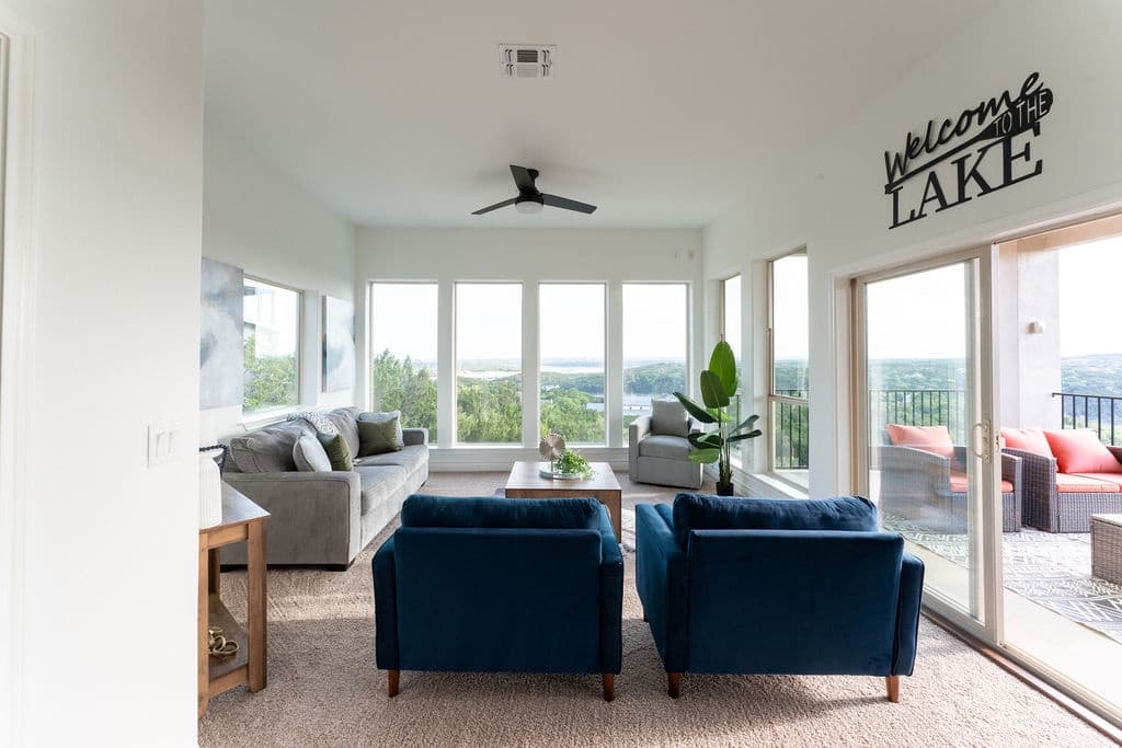 Taking in the View House - Image 15