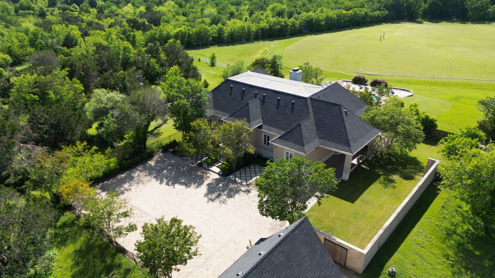 French Polo Manor - Image 46