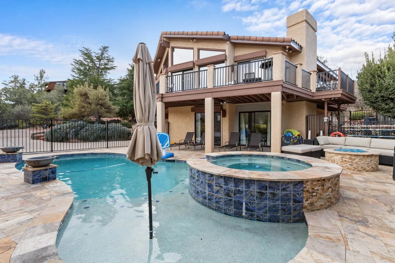 Red Rock Radiance - Image 40