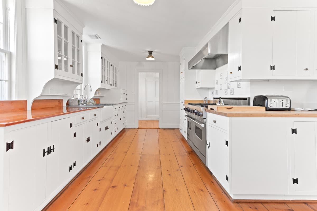 Port Manor - Image 11