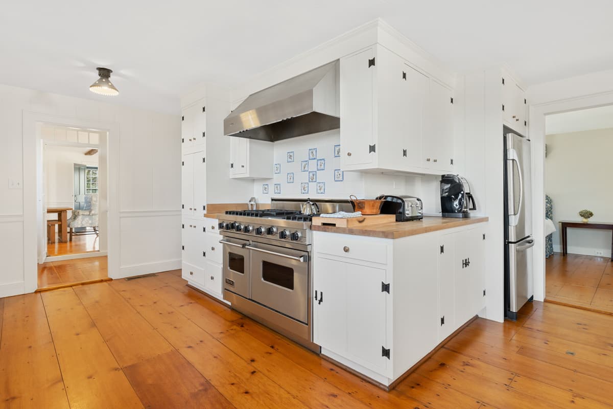 Port Manor - Image 10