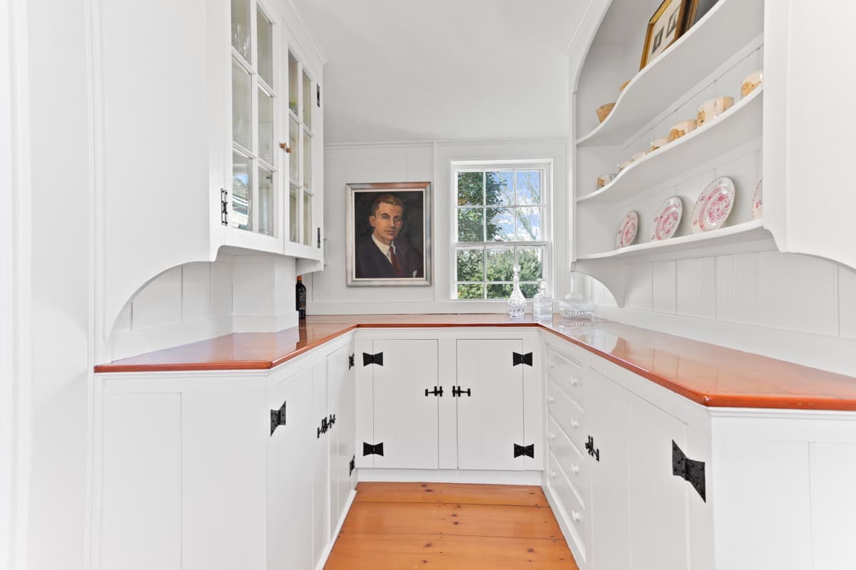 Port Manor - Image 13