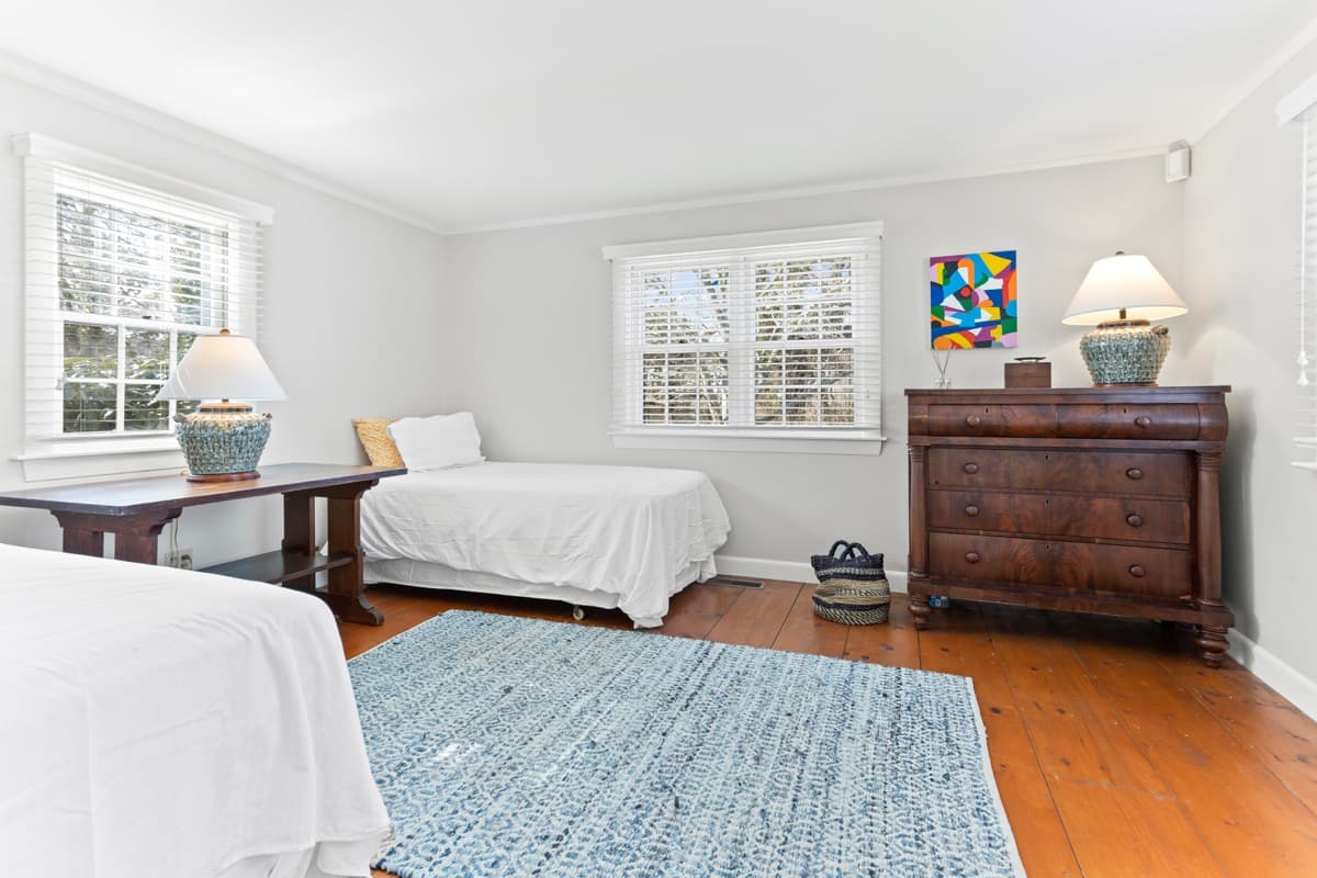 Port Manor - Image 27