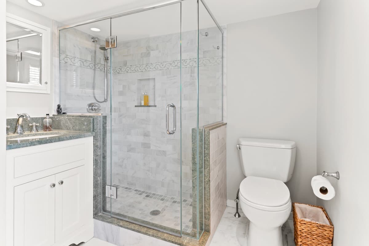 Port Manor - Image 38