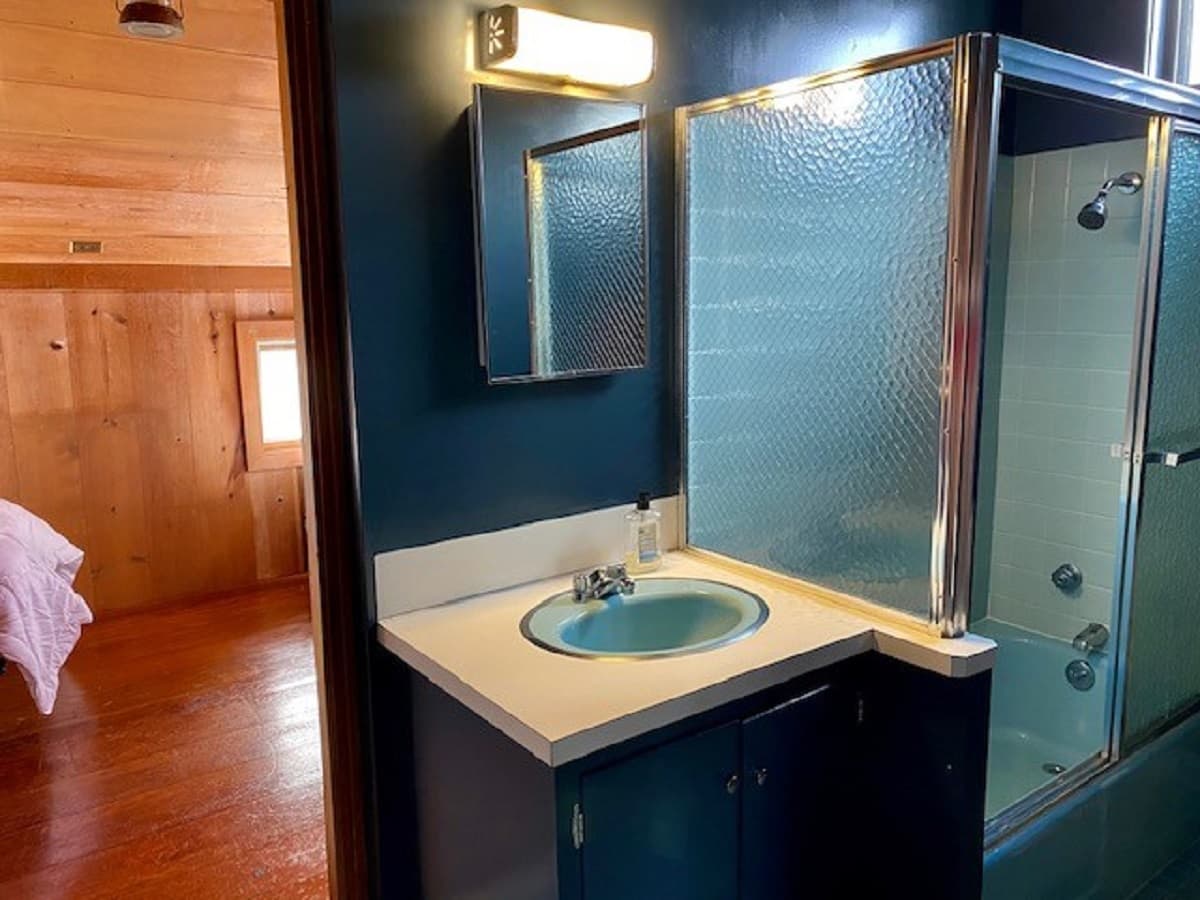 Port Manor - Image 55