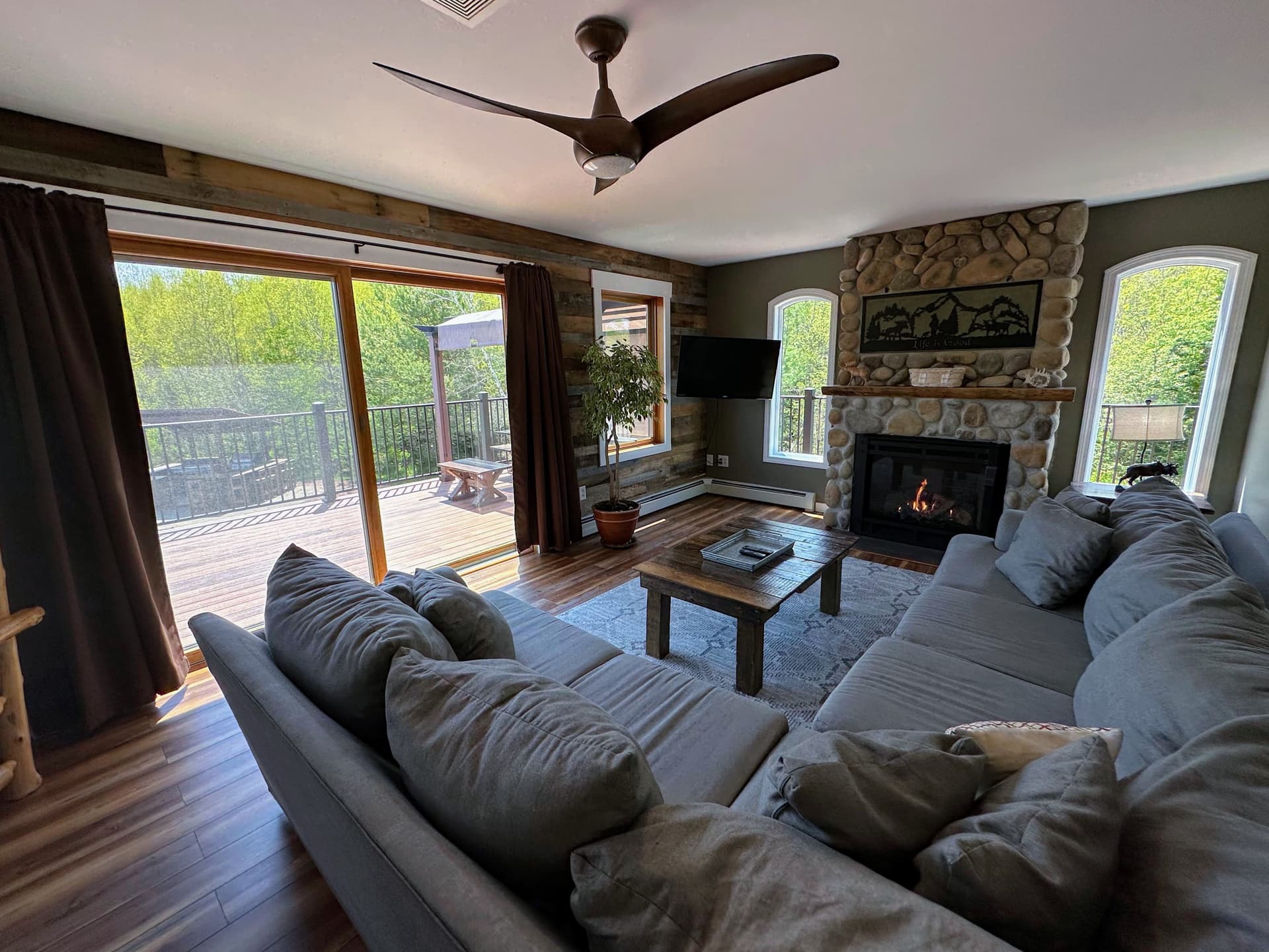 Moose Lodge - Image 4