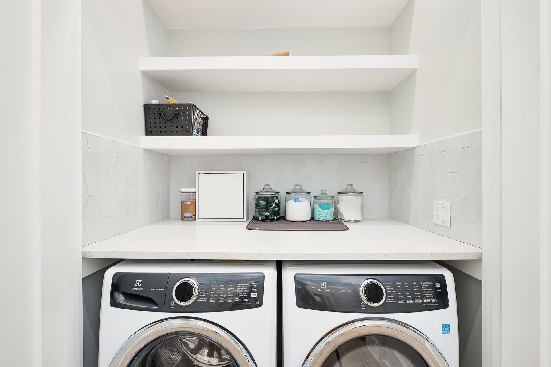 Grayt Joy - Image 25