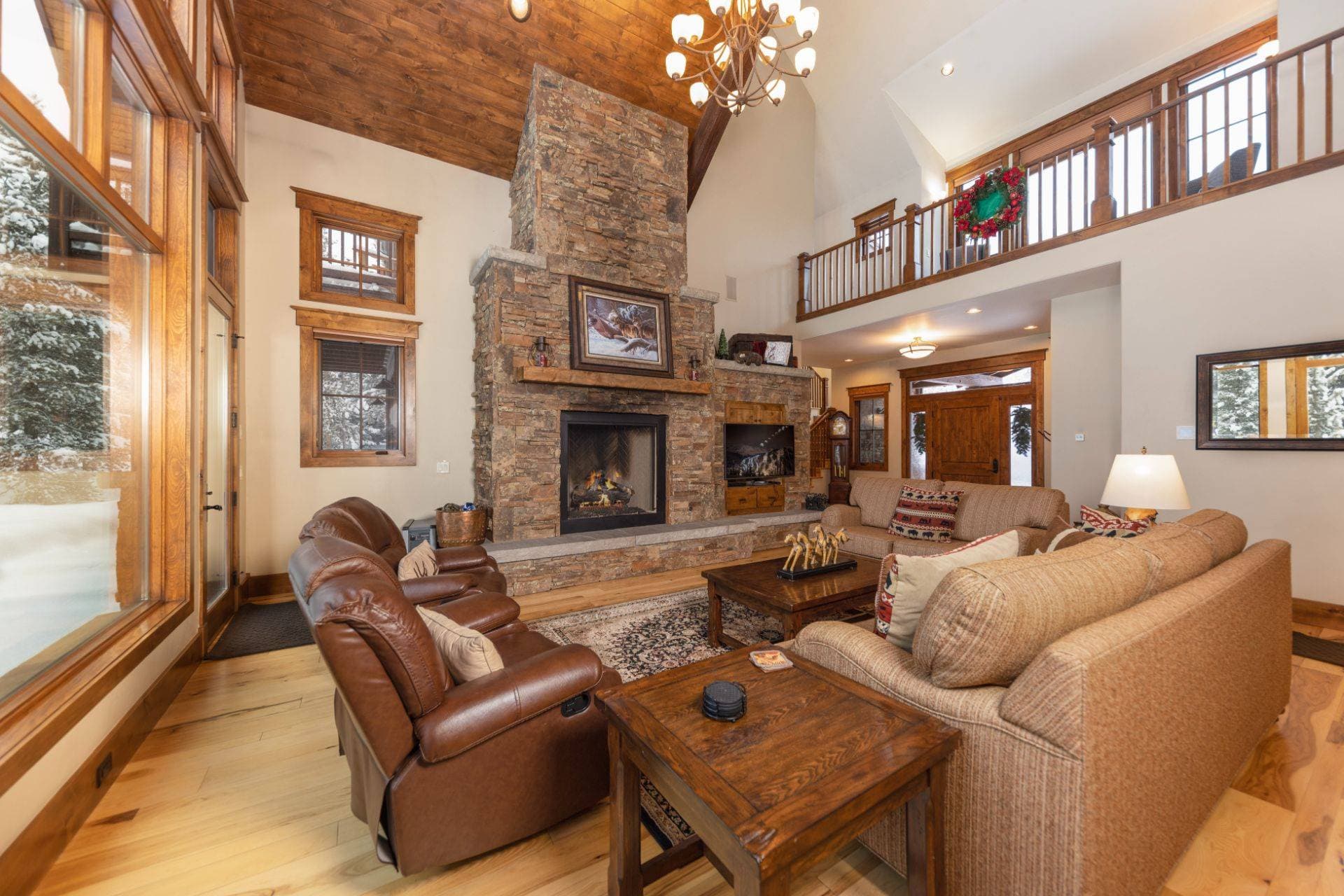 Last Nickel Lodge - Image 4