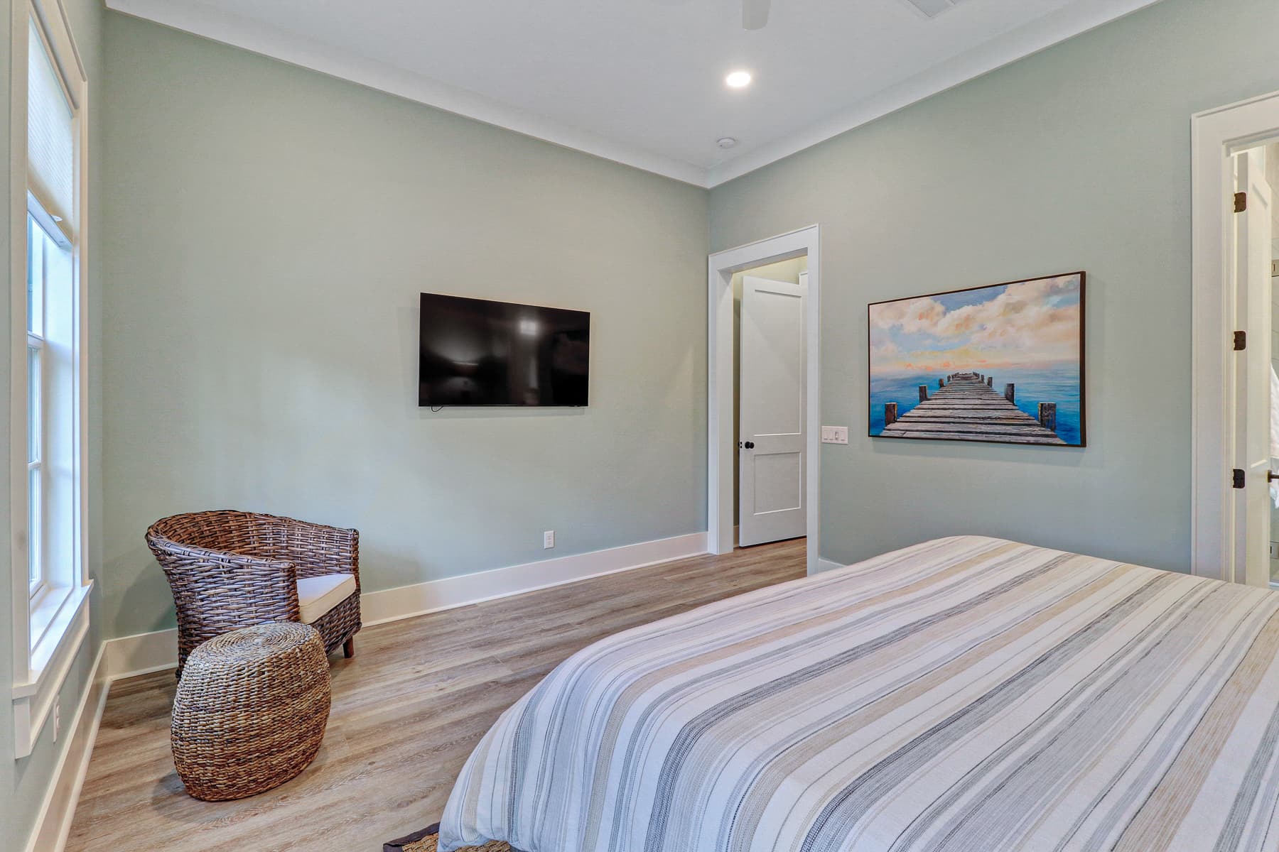 Armada Hideaway - Image 21