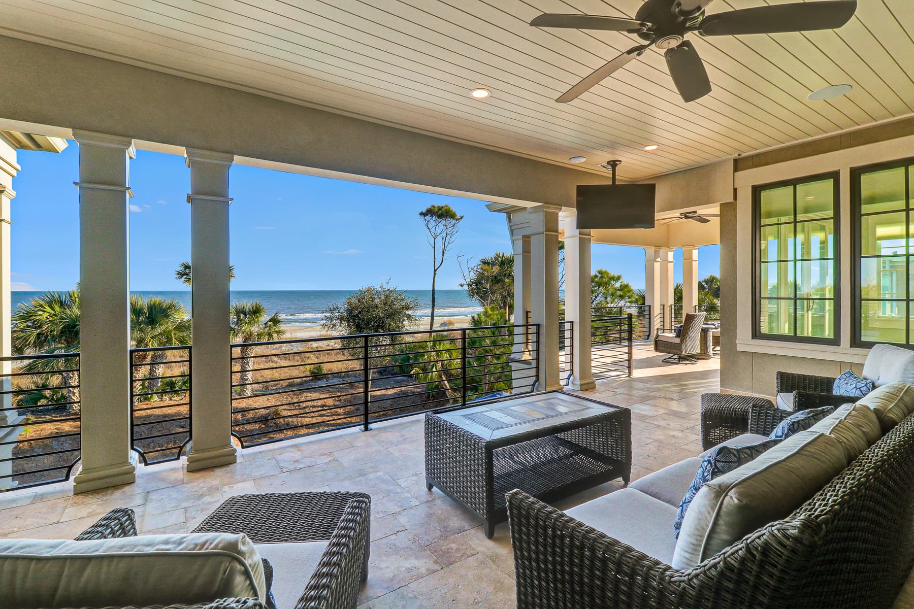 Armada Hideaway - Image 30