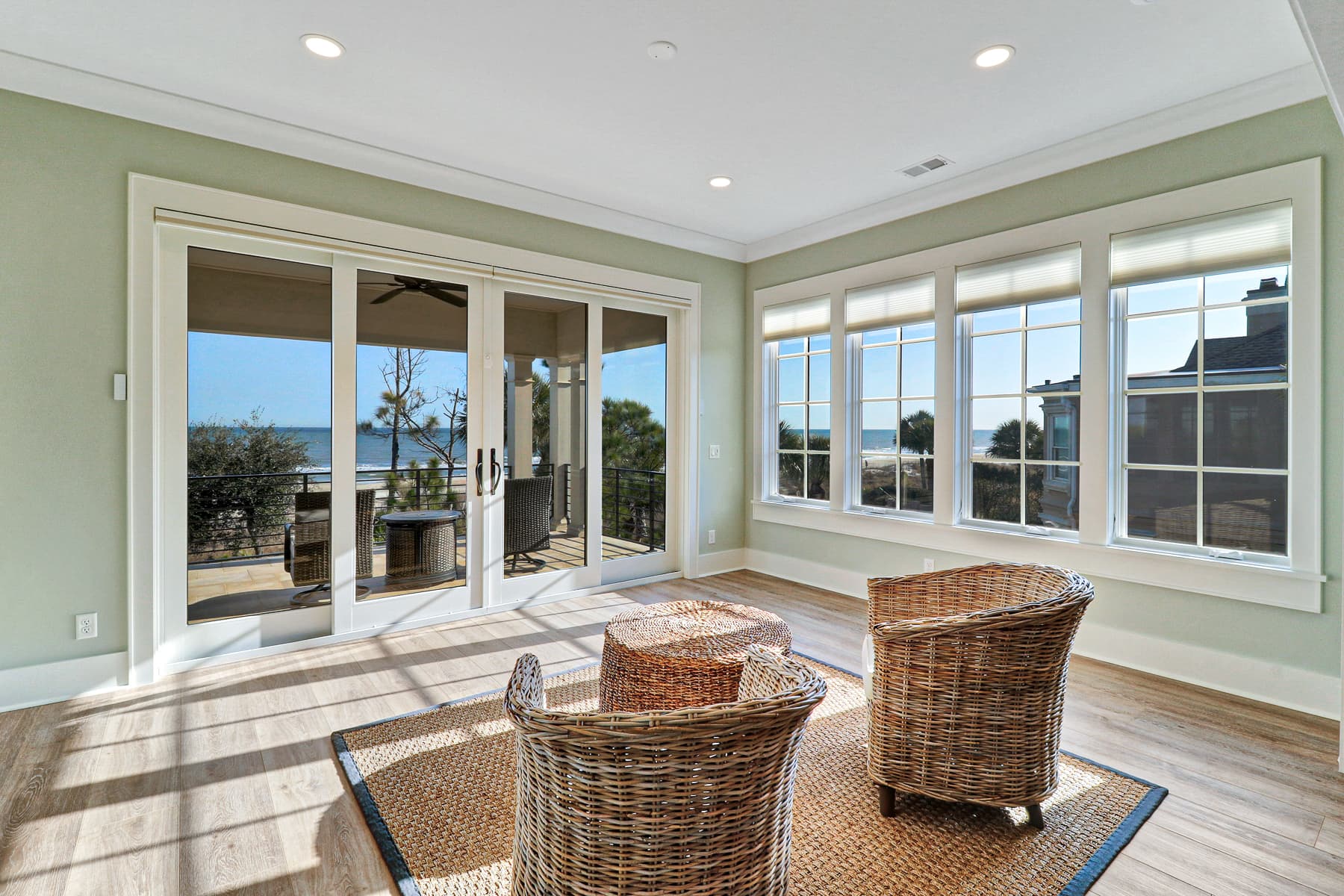 Armada Hideaway - Image 34