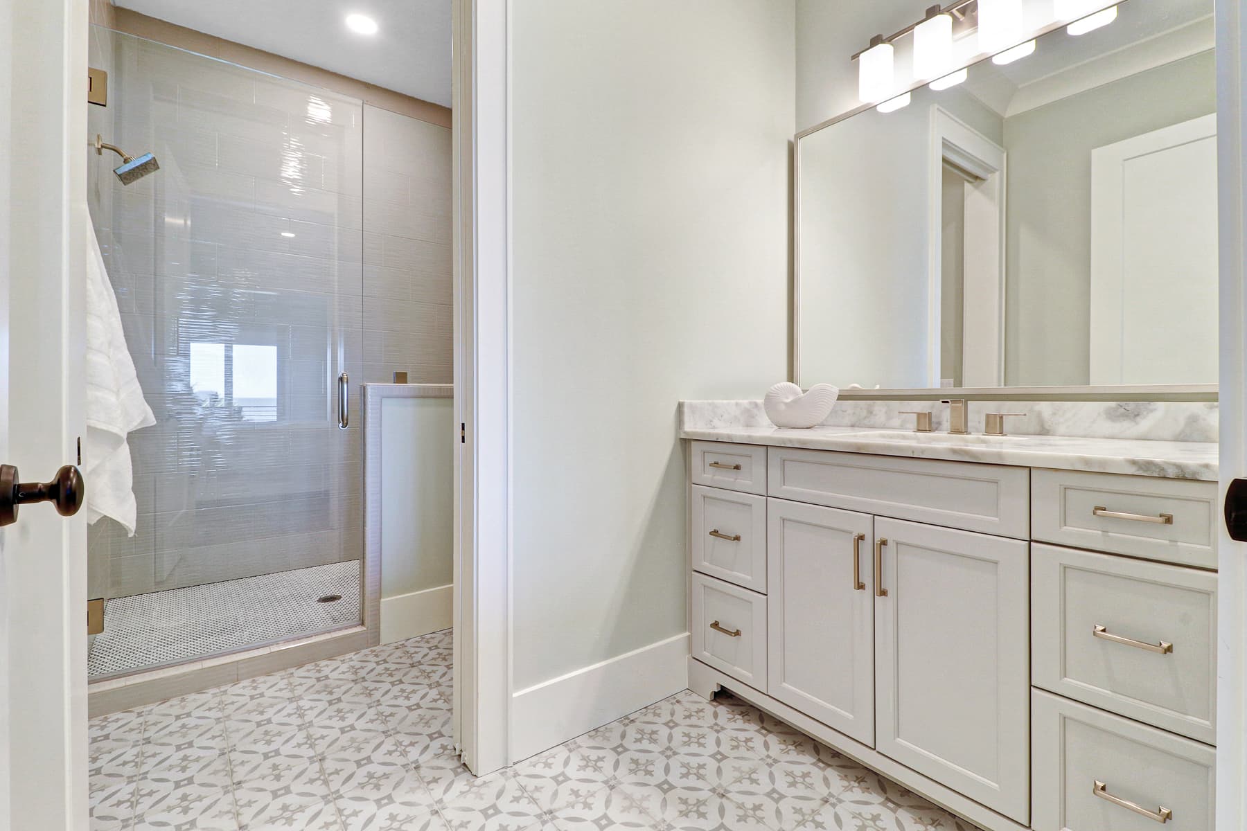 Armada Hideaway - Image 47