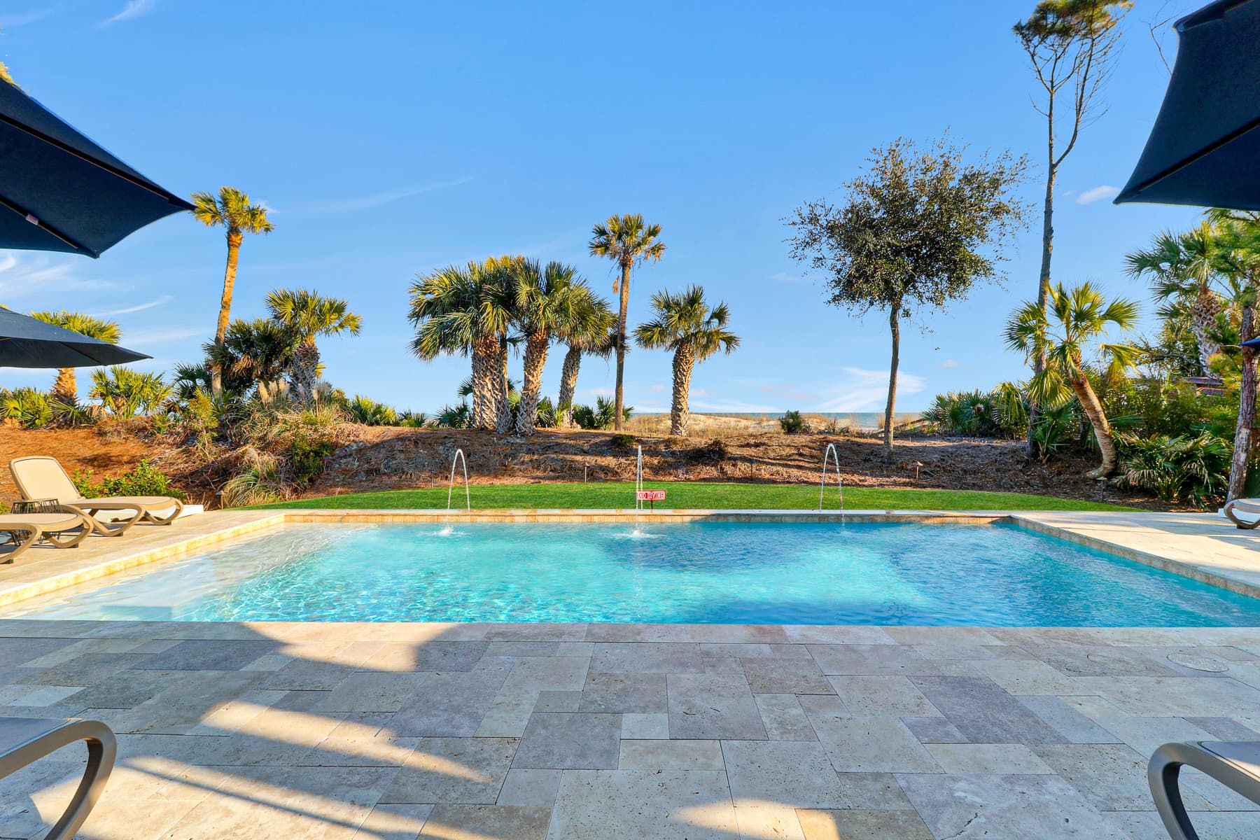 Armada Hideaway - Image 2