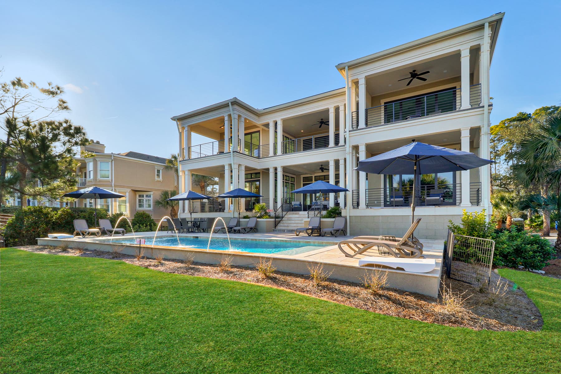 Armada Hideaway - Image 64