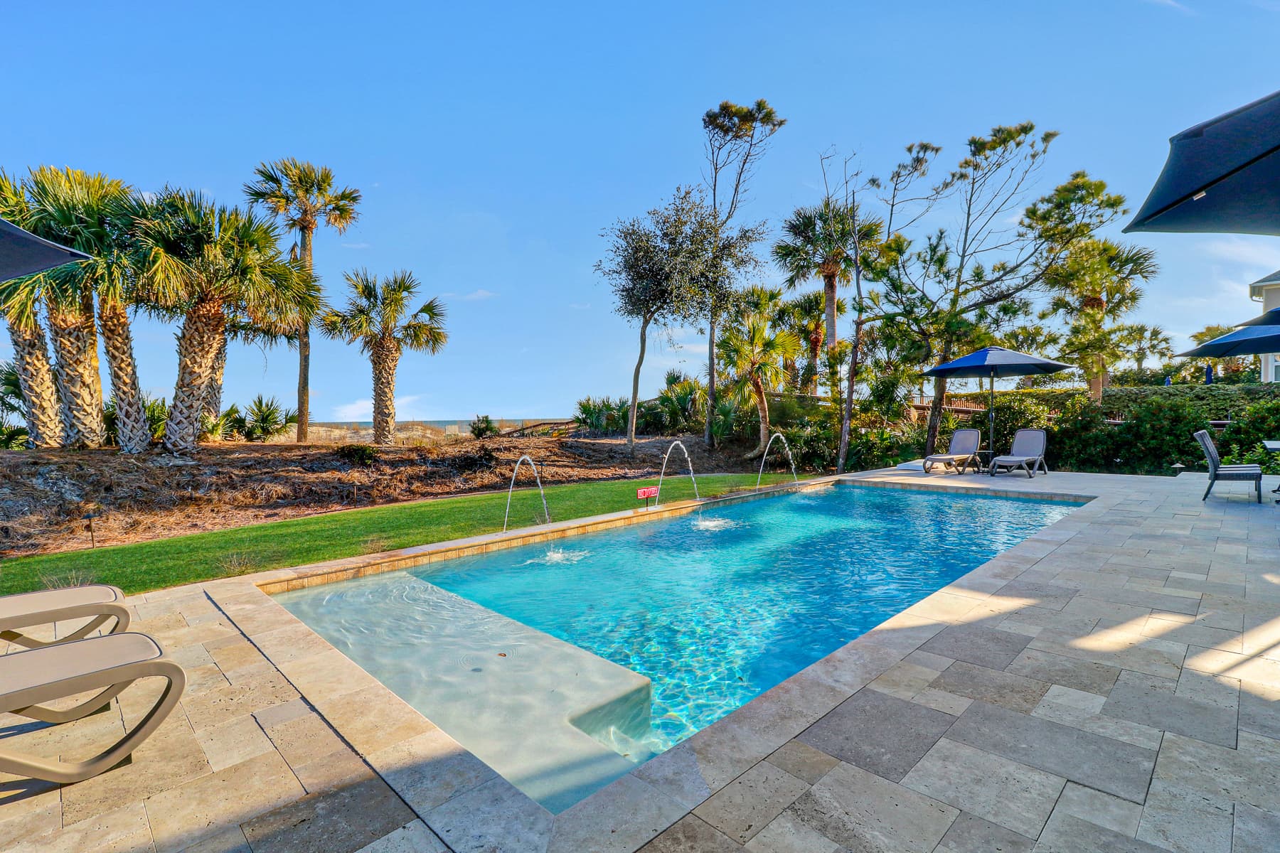 Armada Hideaway - Image 60